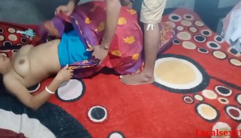 girls caught masterbating on cam