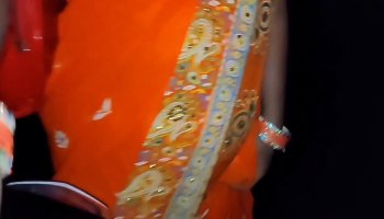 A massage with a young girl turns into a hot sex session